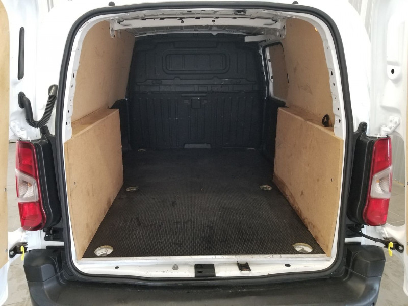 Photo 9 de l'offre de PEUGEOT PARTNER LONG 950KG BLUEHDI 100CH S&S BVM5 PREMIUM à 17490€ chez Auto VEC