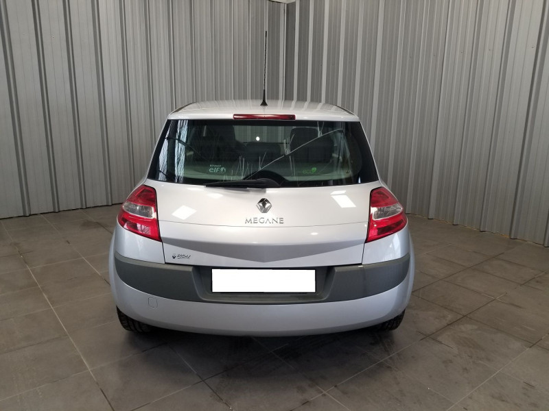 Photo 5 de l'offre de RENAULT MEGANE II COUPE 1.5 DCI 85CH EXPRESSION ECO² à 5490€ chez Auto VEC