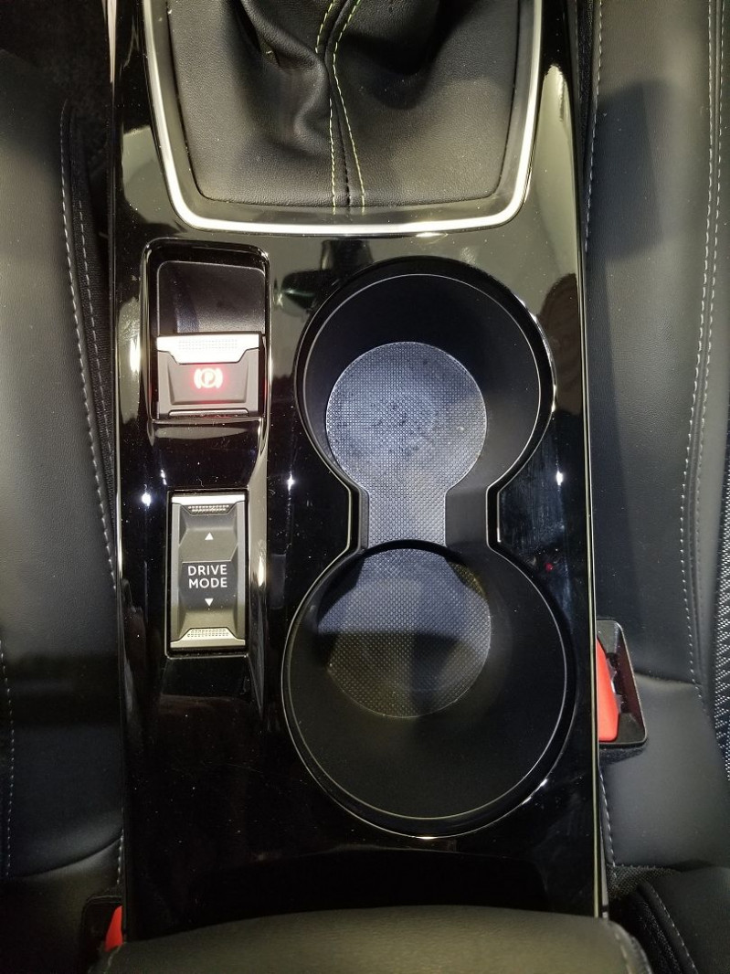 Photo 16 de l'offre de PEUGEOT 208 1.2 PURETECH 100CH S&S GT 118G à 21490€ chez Auto VEC