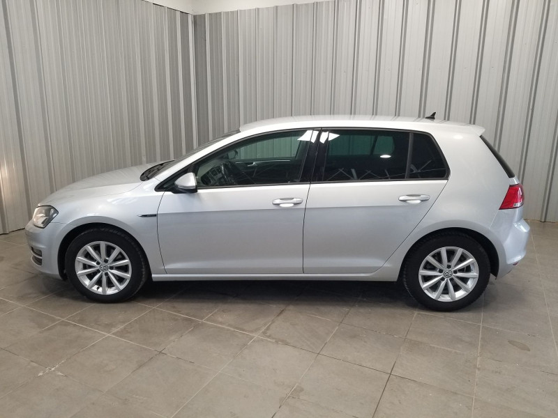 Photo 8 de l'offre de VOLKSWAGEN GOLF VII 2.0 TDI 150CH BLUEMOTION TECHNOLOGY FAP LOUNGE 5P à 13900€ chez Auto VEC