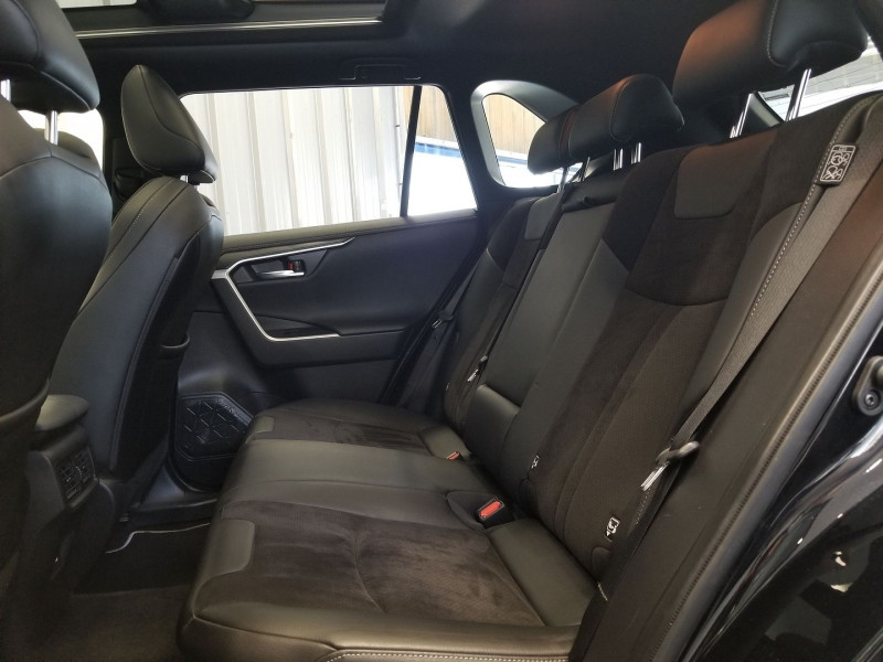 Photo 10 de l'offre de TOYOTA RAV4 HYBRIDE 218CH BLACK EDITION 2WD MY21 à 39990€ chez Auto VEC