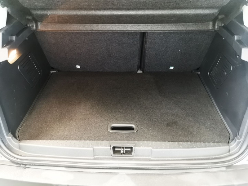 Photo 15 de l'offre de RENAULT CAPTUR 0.9 TCE 90CH ENERGY INTENS EURO6C à 14490€ chez Auto VEC
