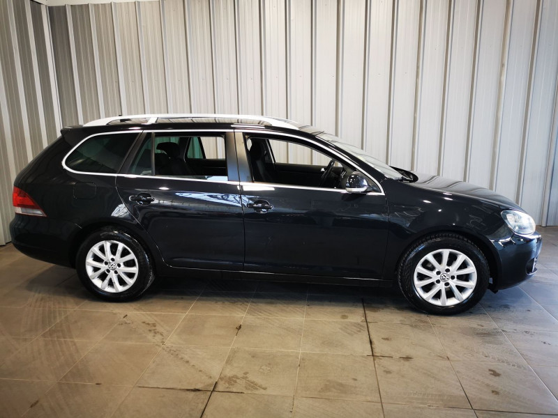 Photo 7 de l'offre de VOLKSWAGEN GOLF V SW 1.6 TDI 105CH BLUEMOTION FAP CONFORTLINE à 7490€ chez Auto VEC