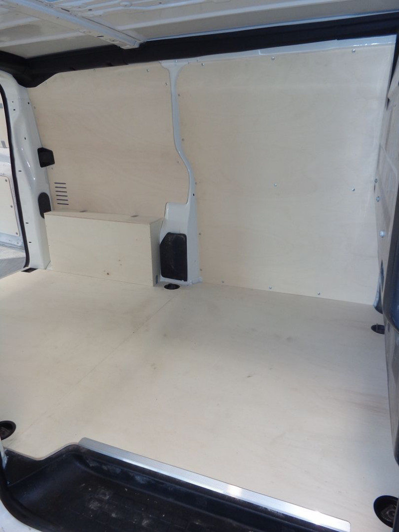 Photo 13 de l'offre de CITROEN JUMPY FG M 1.6 BLUEHDI 95CH CLUB à 17490€ chez Auto VEC