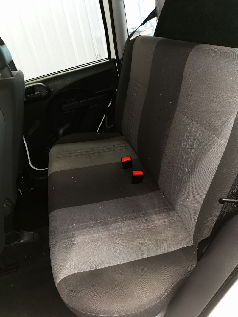 Photo 10 de l'offre de FIAT PANDA 1.2 8V 69CH DYNAMIC EURO5 à 4990€ chez Auto VEC