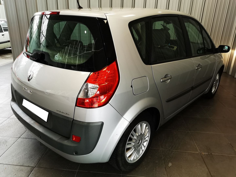 Photo 6 de l'offre de RENAULT SCENIC II 1.9 DCI 130CH PRIVILEGE à 5990€ chez Auto VEC