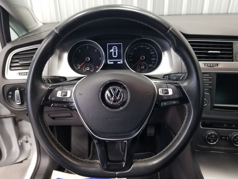 Photo 14 de l'offre de VOLKSWAGEN GOLF VII 2.0 TDI 150CH BLUEMOTION TECHNOLOGY FAP LOUNGE 5P à 12490€ chez Auto VEC