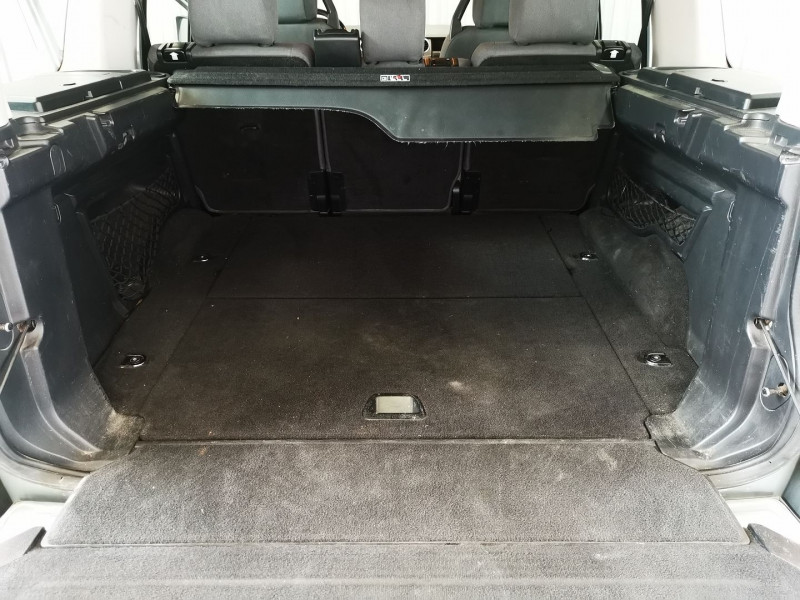 Photo 14 de l'offre de LAND-ROVER DISCOVERY TDV6 SE SEVEN à 14990€ chez Auto VEC