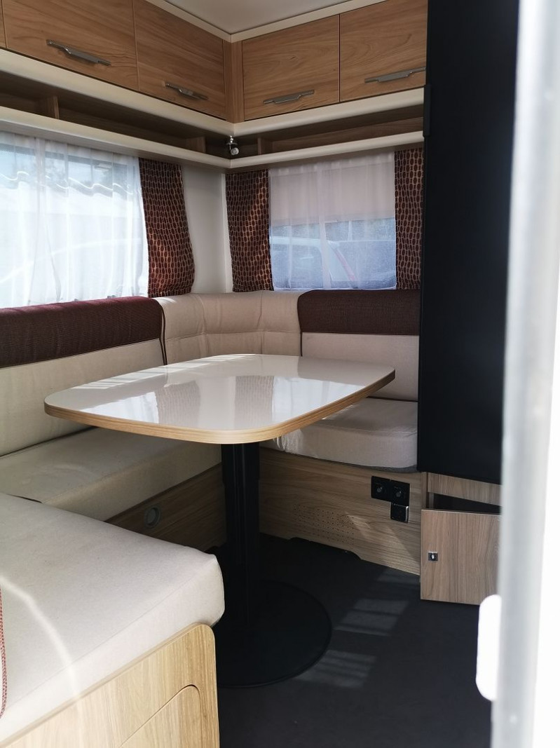 Photo 5 de l'offre de LA MANCELLE 490 ELEGANCE S à 19990€ chez Auto VEC