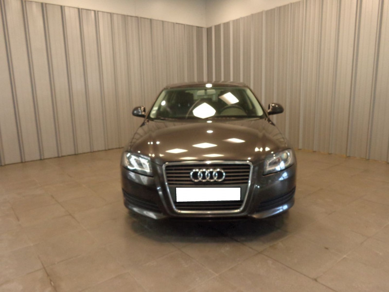Photo 2 de l'offre de AUDI A3 SPORTBACK 1.6 TDI 105CH DPF START/STOP AMBIENTE à 10990€ chez Auto VEC