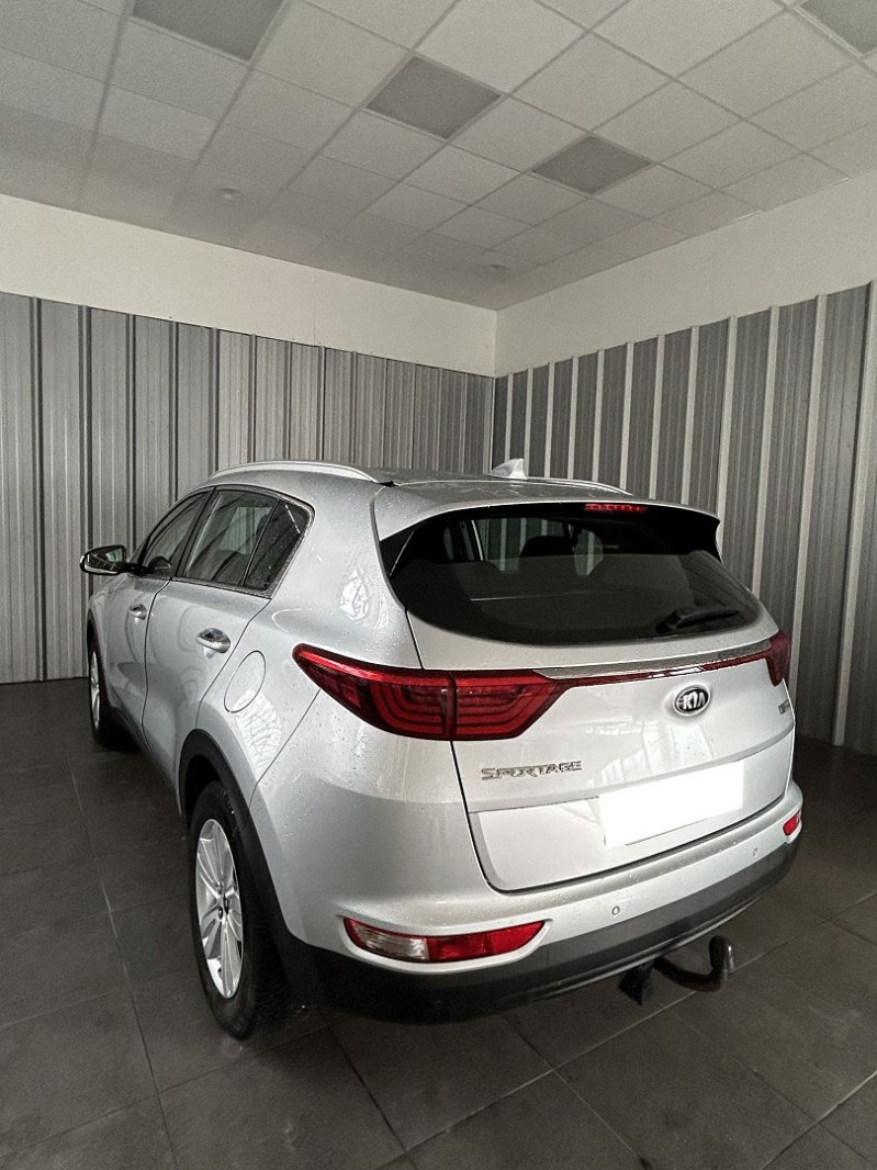 Photo 3 de l'offre de KIA SPORTAGE 1.7 CRDI 115CH ISG ACTIVE 4X2 à 12990€ chez Auto VEC