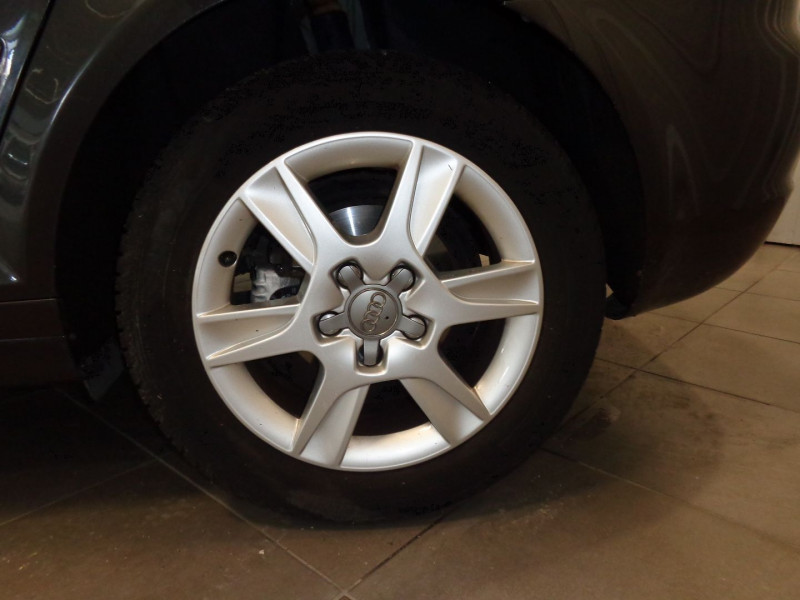 Photo 4 de l'offre de AUDI A3 SPORTBACK 1.6 TDI 105CH DPF START/STOP AMBIENTE à 10990€ chez Auto VEC