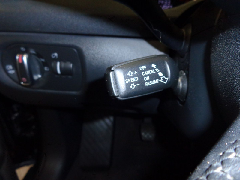 Photo 9 de l'offre de AUDI A3 SPORTBACK 1.6 TDI 105CH DPF START/STOP AMBIENTE à 10990€ chez Auto VEC