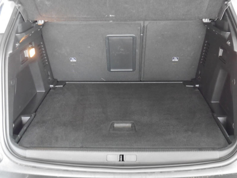 Photo 18 de l'offre de PEUGEOT 3008 1.2 PURETECH 130CH S&S ACTIVE PACK à 27990€ chez Automobiles 25
