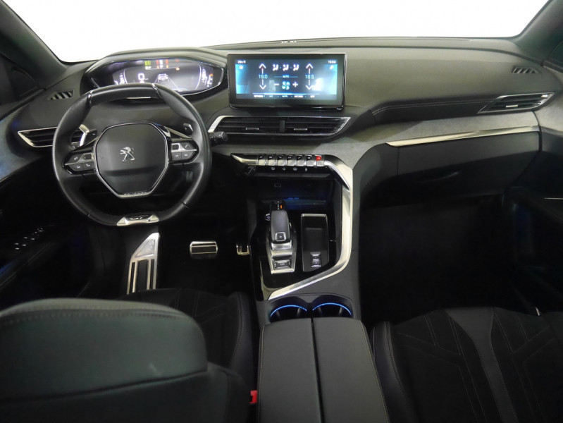 Photo 3 de l'offre de PEUGEOT 3008 1.2 PURETECH 130CH S&S GT à 33590€ chez Automobiles 25