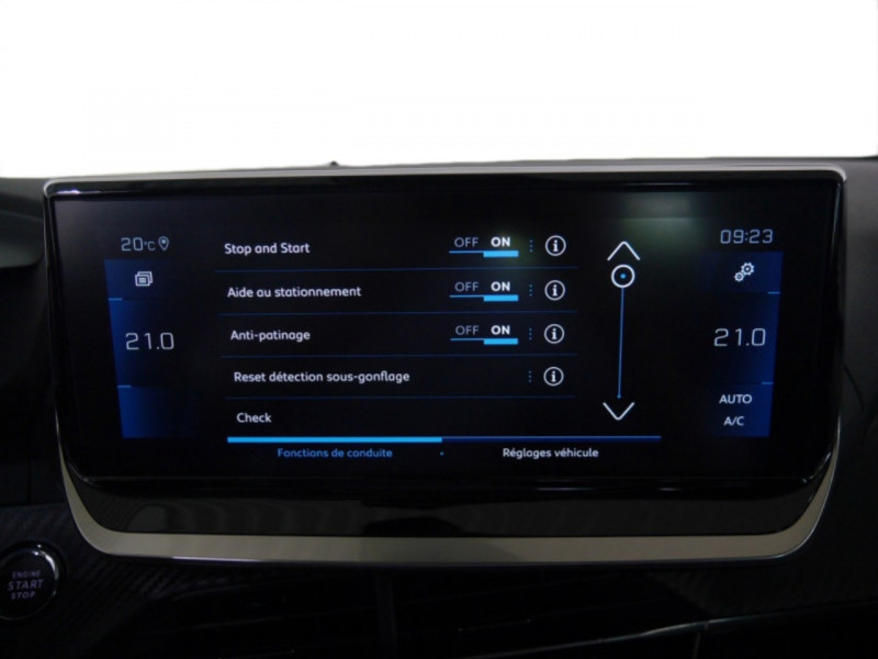 Photo 12 de l'offre de PEUGEOT 2008 1.2 PURETECH 130CH S&S ALLURE PACK EAT8 - 14 % à 28195€ chez Automobiles 25
