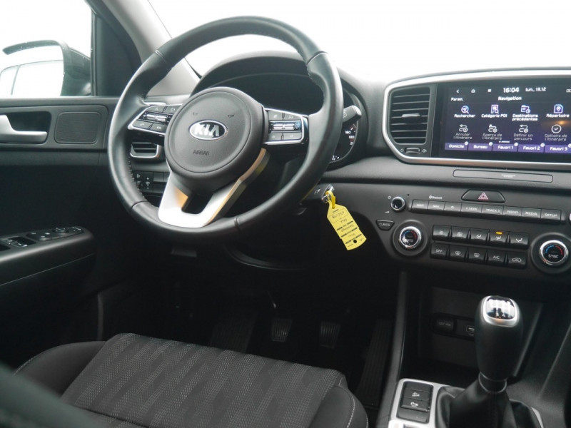 Photo 14 de l'offre de KIA SPORTAGE 1.6 CRDI 136CH MHEV ACTIVE BUSINESS 4X2 à 26900€ chez Automobiles 25
