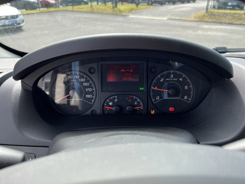Photo 4 de l'offre de PEUGEOT BOXER FG 335 L2H2 2.2 BLUEHDI S&S 165CH ASPHALT     29 990 € HT à 35990€ chez Automobiles 25