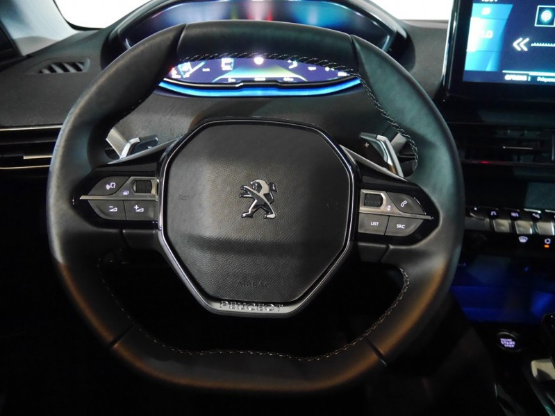 Photo 6 de l'offre de PEUGEOT 3008 HYBRID 225CH ALLURE PACK E-EAT8 - 24 % à 38195€ chez Automobiles 25
