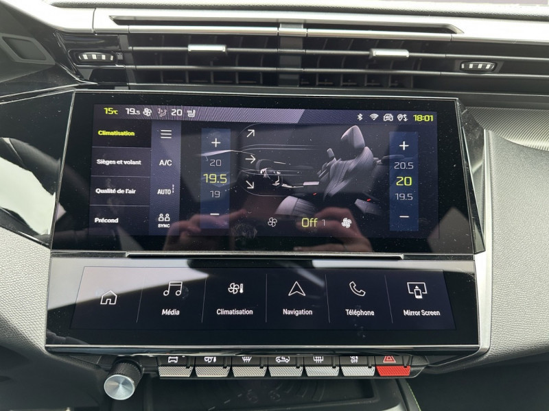 Photo 10 de l'offre de PEUGEOT 308 PHEV 225CH GT PACK E-EAT8 - 14 % à 44195€ chez Automobiles 25