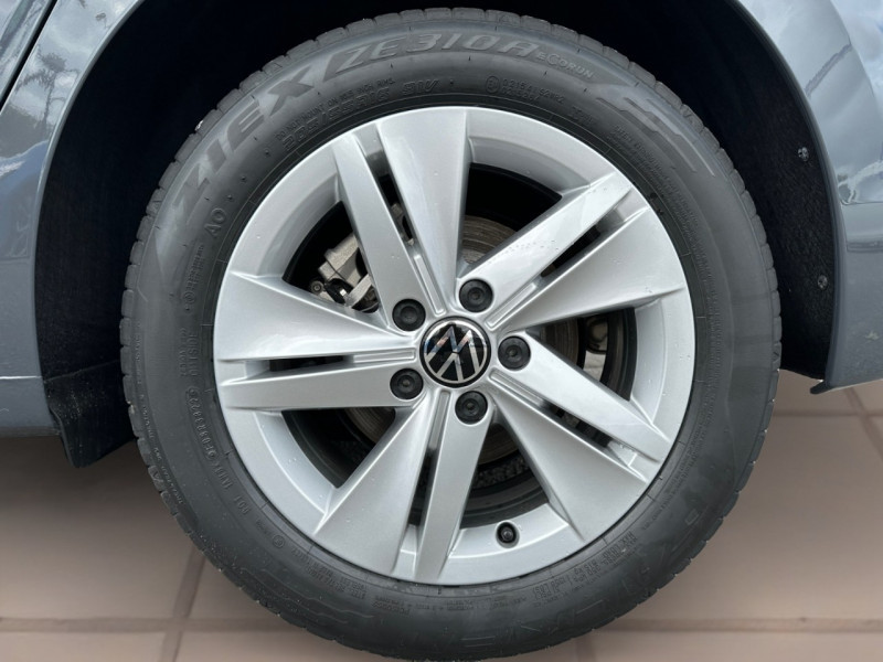 Photo 31 de l'offre de VOLKSWAGEN GOLF VIII 1.5 TSI ACT OPF 130CH LIFE à 27900€ chez Automobiles 25