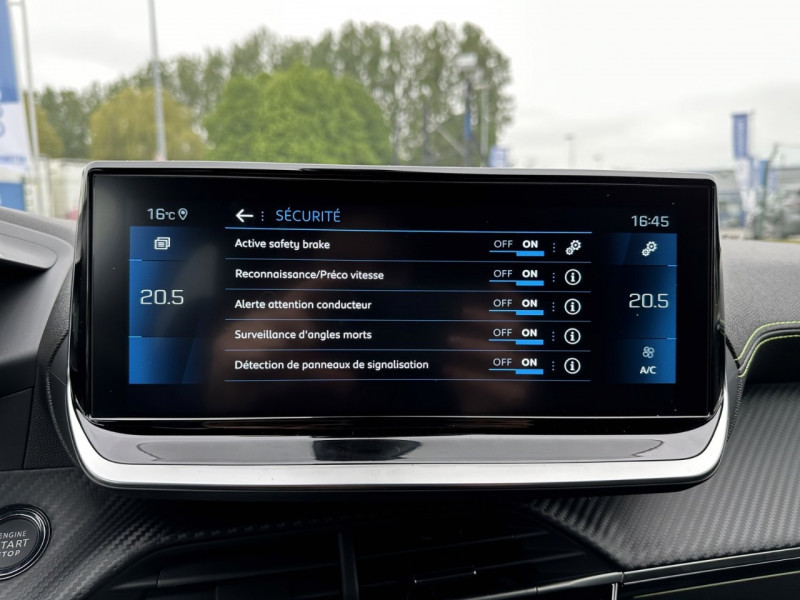 Photo 16 de l'offre de PEUGEOT 208 1.2 PURETECH 100CH S&S GT EAT8 - 23 % à 22695€ chez Automobiles 25