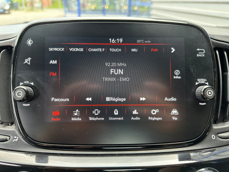 Photo 9 de l'offre de FIAT 500 1.2 8V 69CH ECO PACK  LOUNGE à 13490€ chez Automobiles 25
