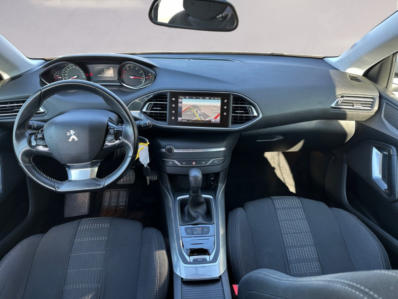 Photo 3 de l'offre de PEUGEOT 308 1.2 PURETECH 130CH ALLURE S&S EAT6 5P à 12990€ chez Automobiles 25