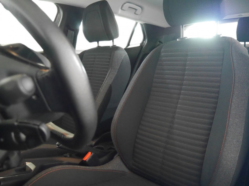 Photo 4 de l'offre de PEUGEOT 2008 1.2 PURETECH 100CH S&S ACTIVE PACK à 21380€ chez Automobiles 25