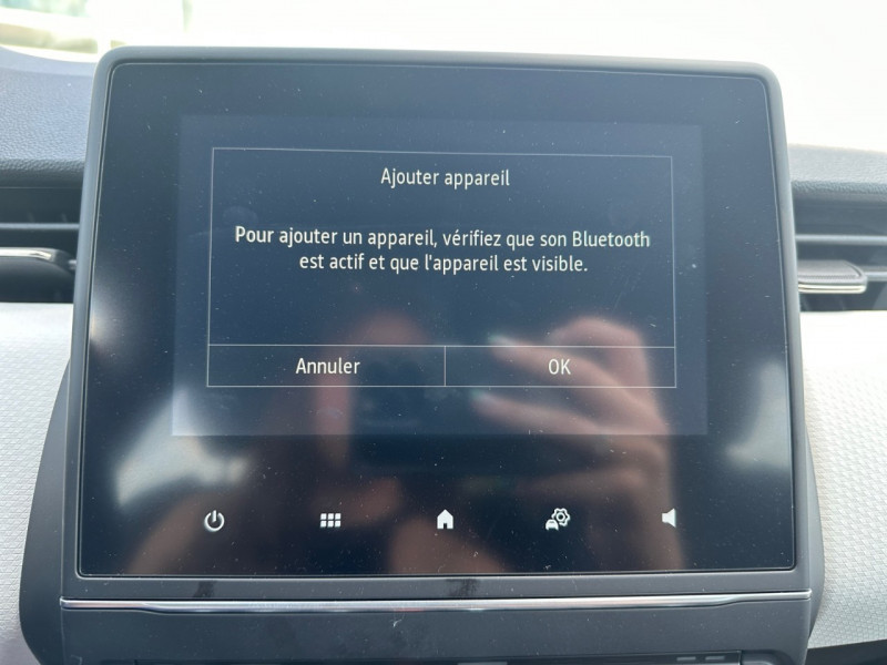 Photo 11 de l'offre de RENAULT CLIO V 1.0 TCE 90CH TECHNO - 20 % à 19695€ chez Automobiles 25