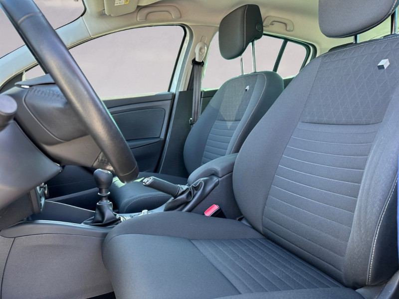 Photo 4 de l'offre de RENAULT MEGANE III 1.5 DCI 110CH ENERGY LIMITED ECO² 2015 à 10490€ chez Automobiles 25