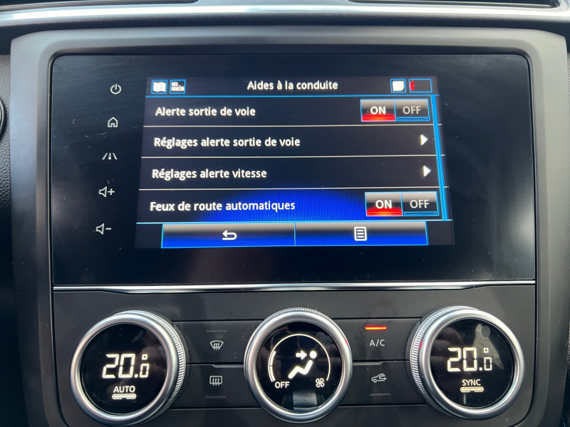 Photo 14 de l'offre de RENAULT KADJAR 1.3 TCE 160CH FAP INTENS EDC à 15490€ chez Automobiles 25