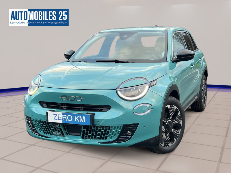 Fiat 600 1.2 HYBRID 136CH LA PRIMA DCT6 - 16 % Essence VERT SKY Neuf à vendre