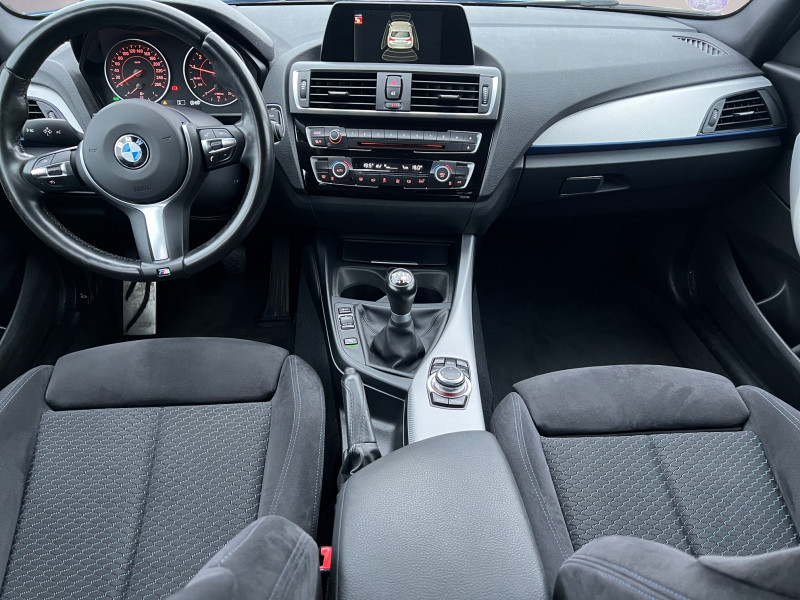 Photo 3 de l'offre de BMW SERIE 1 (F21/F20) 118I 136CH M SPORT 5P à 15990€ chez Automobiles 25