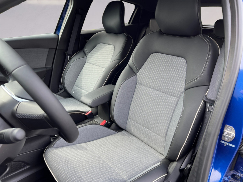 Photo 4 de l'offre de RENAULT CLIO V 1.0 TCE 90CH TECHNO - 24 - 21 % à 18695€ chez Automobiles 25