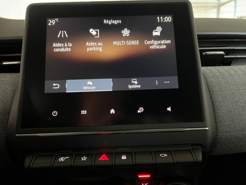 Photo 13 de l'offre de RENAULT CLIO V 1.0 TCE 90CH TECHNO - 24 - 21 % à 18695€ chez Automobiles 25