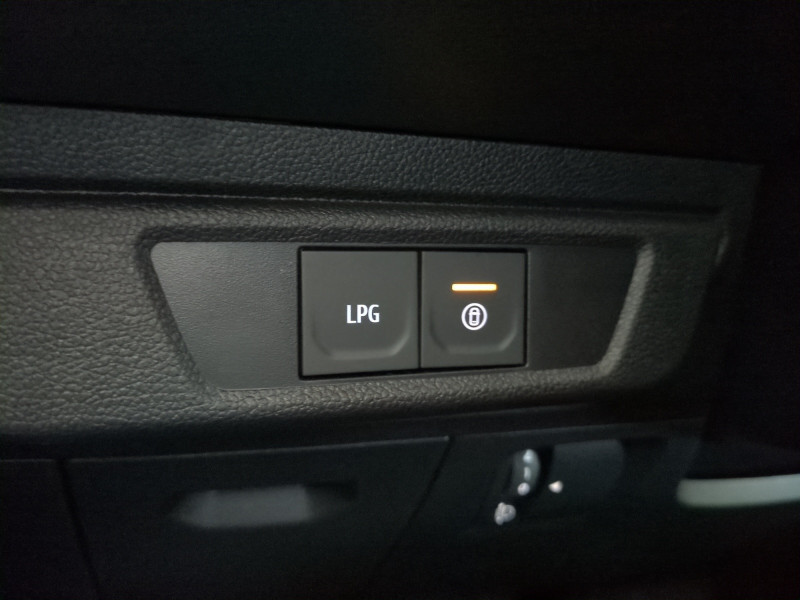 Photo 15 de l'offre de DACIA JOGGER 1.0 ECO-G 100CH EXTREME+ 7 PLACES -24 - 10 % à 21999€ chez Automobiles 25