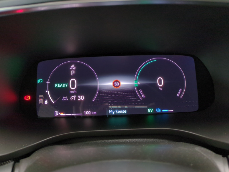 Photo 7 de l'offre de RENAULT ARKANA 1.6 E-TECH 145CH FULL HYBRID  TECHNO -25 - 23 % à 27999€ chez Automobiles 25