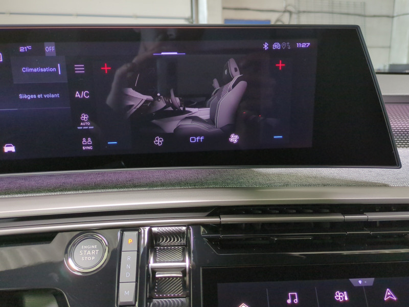 Photo 10 de l'offre de PEUGEOT 3008 1.2 HYBRID 136CH GT E-DCS6 - 22 % à 35995€ chez Automobiles 25