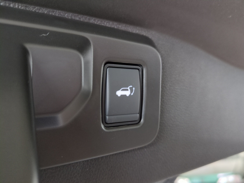 Photo 19 de l'offre de RENAULT AUSTRAL 1.2 E-TECH FULL HYBRID 200CH TECHNO ESPRIT ALPINE - 24 - 25 % à 35995€ chez Automobiles 25