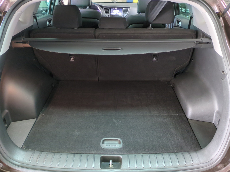 Photo 19 de l'offre de HYUNDAI TUCSON 1.7 CRDI 115CH CREATIVE 2WD à 14990€ chez Automobiles 25