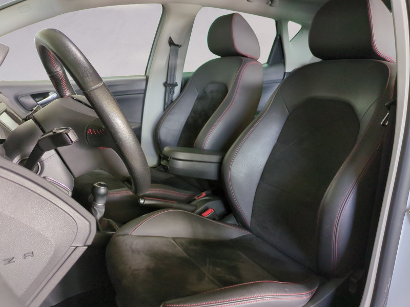 Photo 4 de l'offre de SEAT IBIZA 1.2 TSI 110CH FR à 9990€ chez Automobiles 25