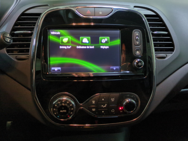 Photo 12 de l'offre de RENAULT CAPTUR 1.2 TCE 120CH STOP&START ENERGY INTENS EDC EURO6 2015 à 10990€ chez Automobiles 25
