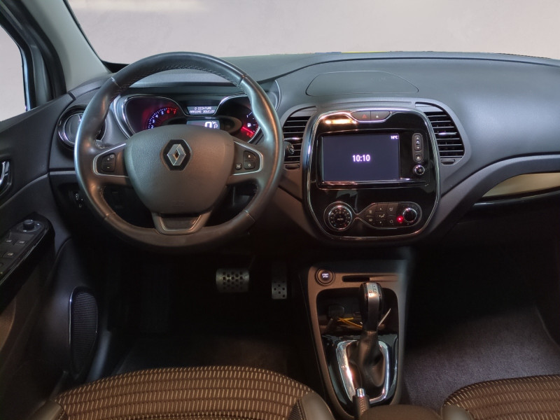 Photo 3 de l'offre de RENAULT CAPTUR 1.2 TCE 120CH STOP&START ENERGY INTENS EDC EURO6 2015 à 10990€ chez Automobiles 25