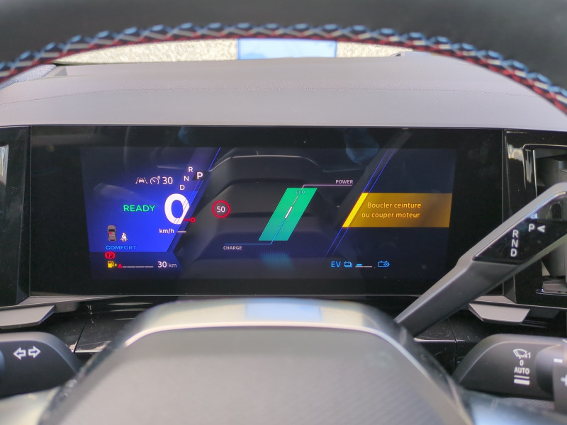 Photo 9 de l'offre de RENAULT AUSTRAL 1.2 E-TECH FULL HYBRID 200CH TECHNO ESPRIT ALPINE - 24 - 23 % à 37495€ chez Automobiles 25