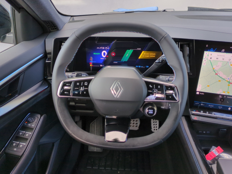 Photo 6 de l'offre de RENAULT AUSTRAL 1.2 E-TECH FULL HYBRID 200CH TECHNO ESPRIT ALPINE - 24 - 23 % à 37495€ chez Automobiles 25