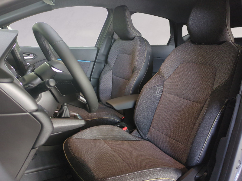 Photo 4 de l'offre de RENAULT CAPTUR II 1.0 TCE 90CH TECHNO - 21 % à 24499€ chez Automobiles 25