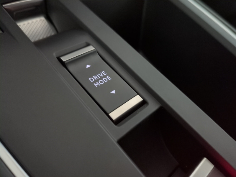 Photo 10 de l'offre de CITROEN C5 AIRCROSS 1.2 HYBRIDE 145CH MAX BOITE AUTOMATIQUE - 28 % à 30499€ chez Automobiles 25