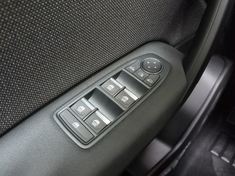 Photo 16 de l'offre de RENAULT CAPTUR II 1.0 TCE 90CH TECHNO - 21 % à 24499€ chez Automobiles 25