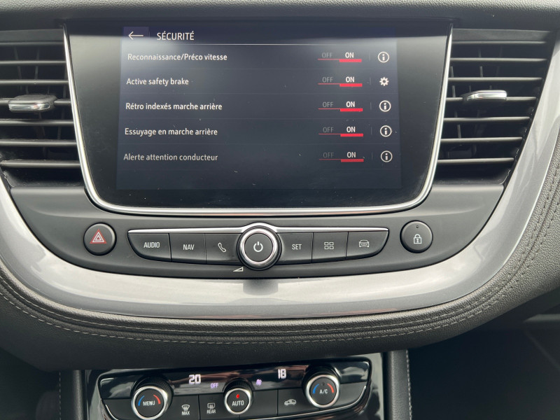 Photo 14 de l'offre de OPEL GRANDLAND X 1.6 D 120CH ECOTEC INNOVATION à 12900€ chez Automobiles 25